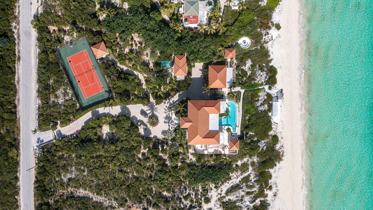 Photo of Outdoor in Long Bay Hills