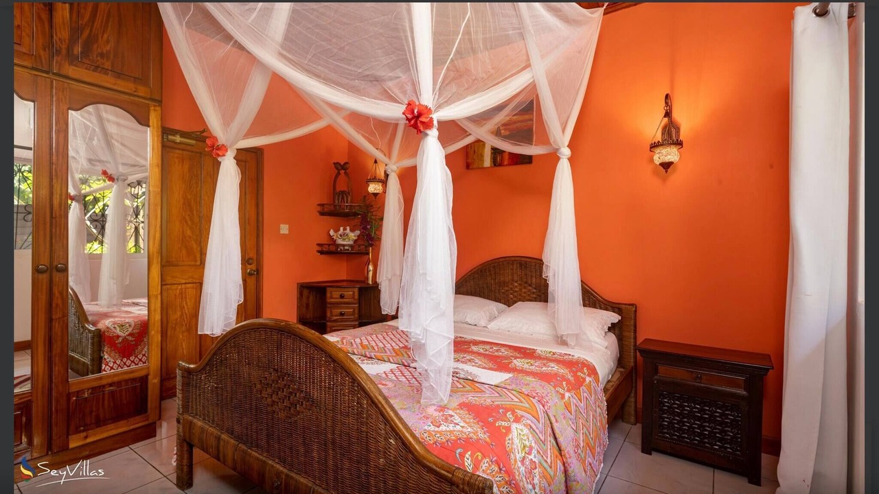 Photo of Bedroom in Zig Zag Ward