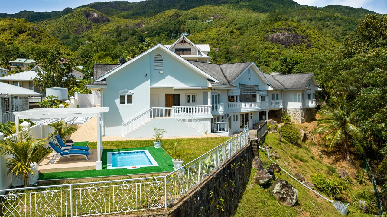 Photo of Outdoor in Beau Vallon