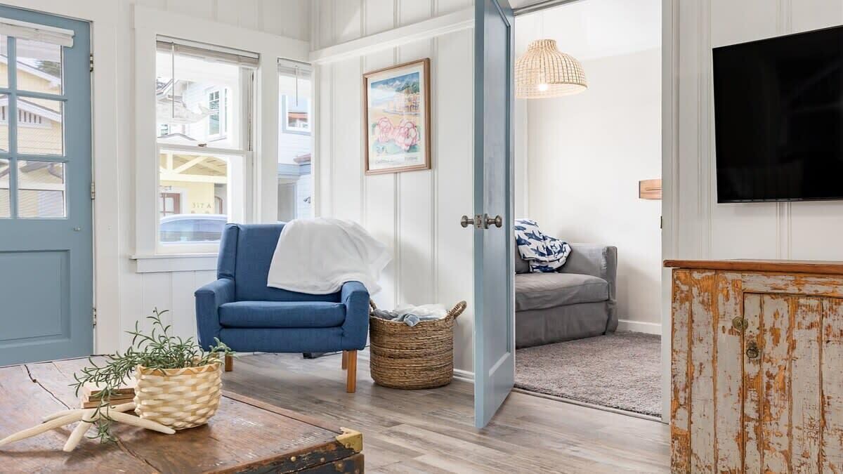 Photo of Livingroom in Capitola