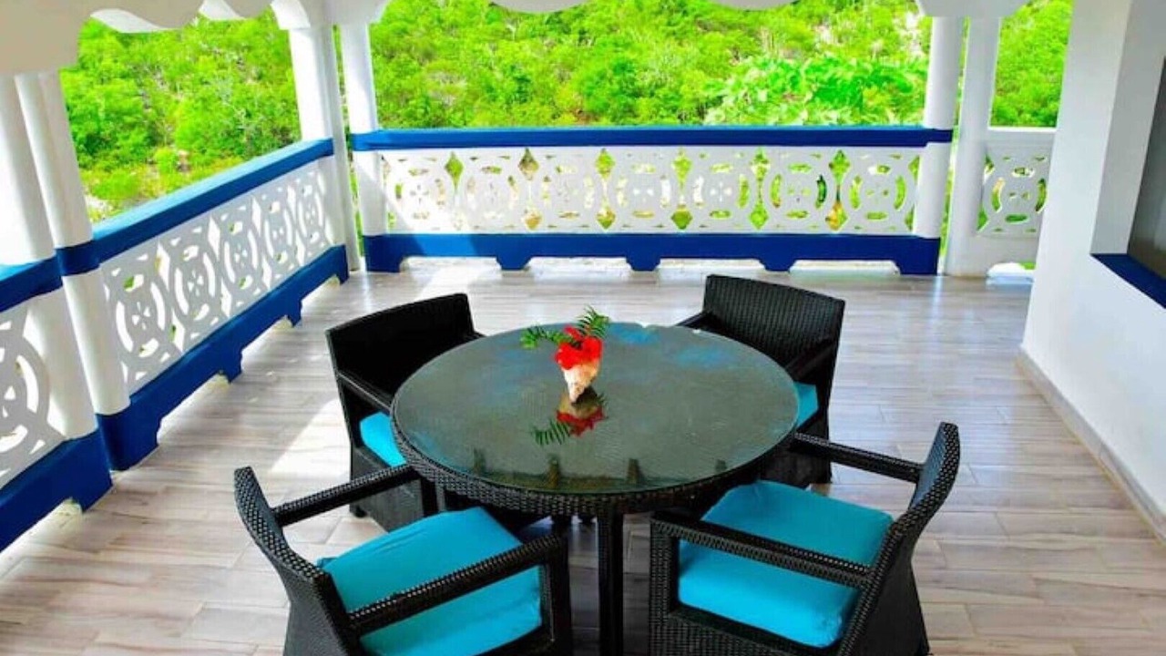 Photo of Outdoor in Discovery Bay