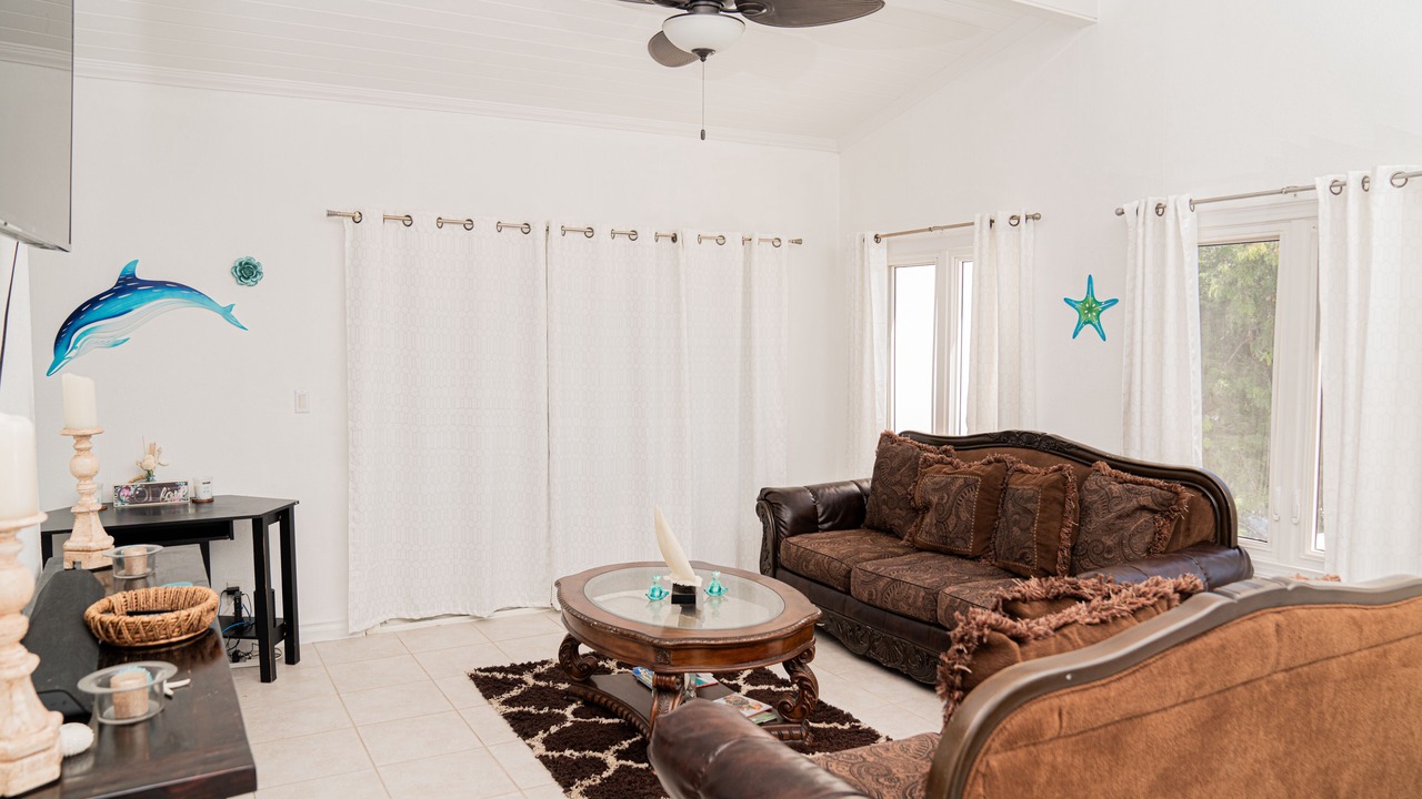 Photo of Livingroom in Discovery Bay