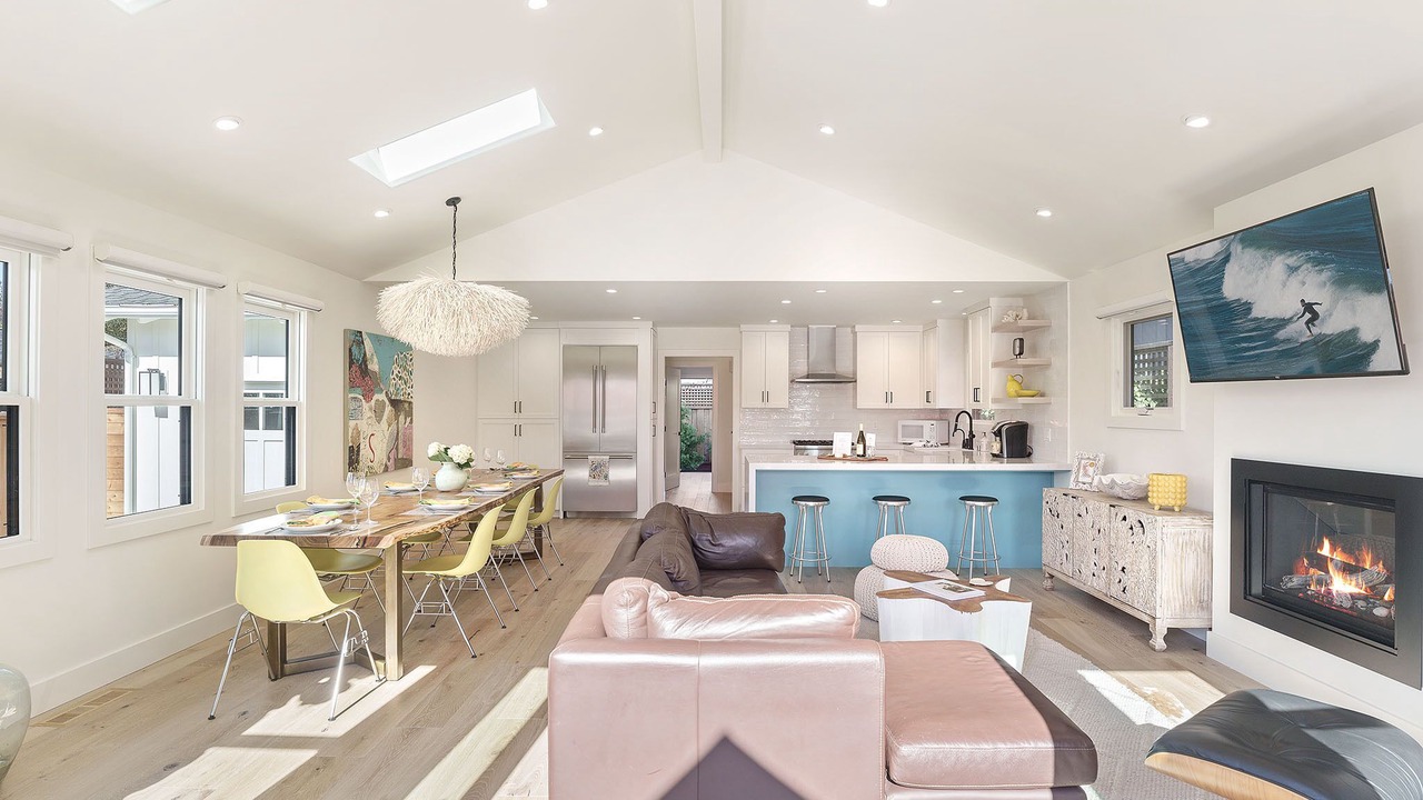 Photo of Livingroom in Capitola