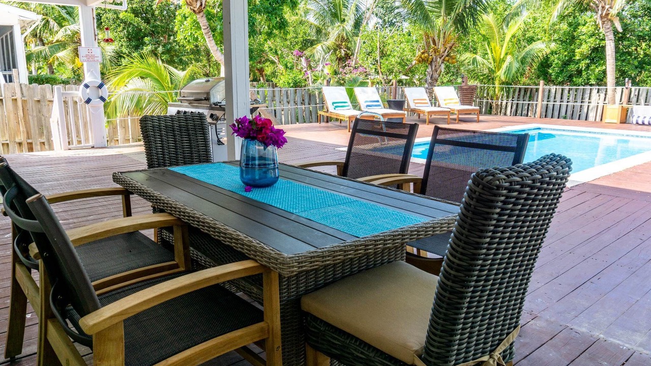 Photo of Outdoor in Grace Bay Hills