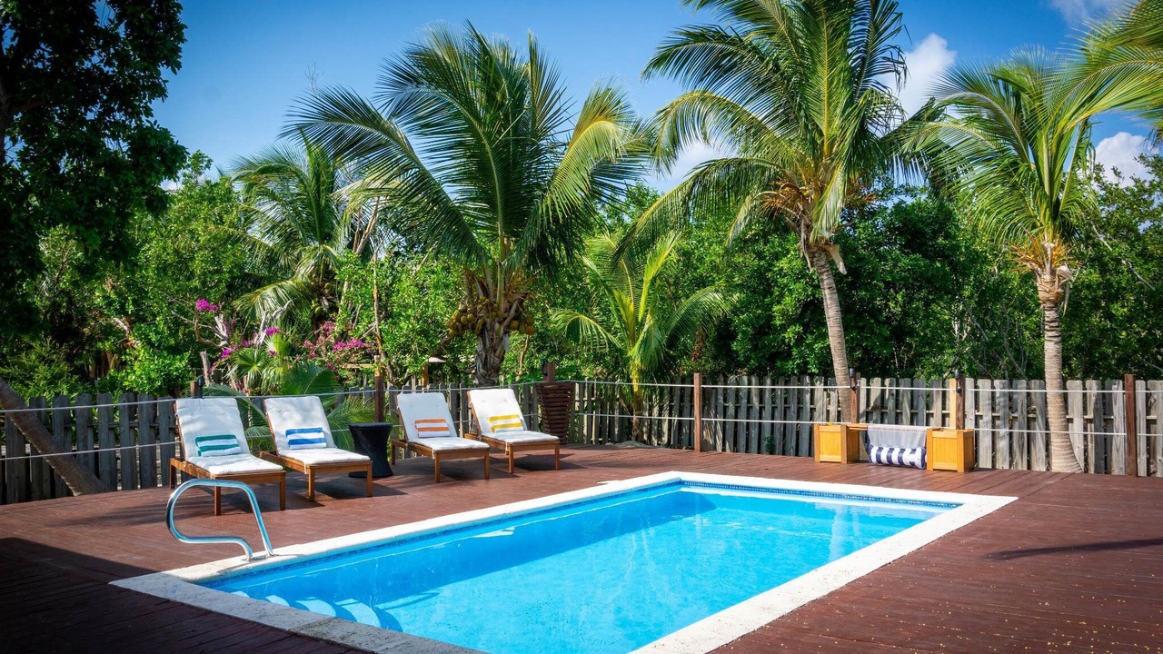 Photo of Outdoor in Grace Bay Hills