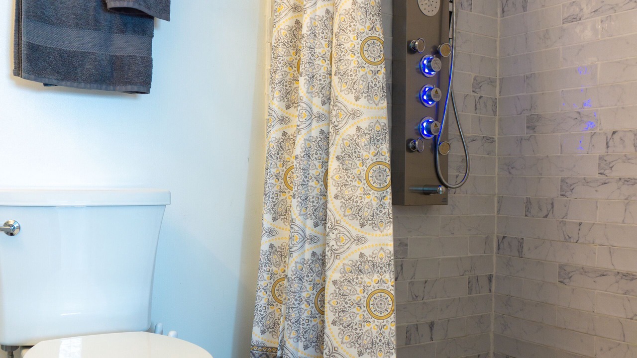 Photo of Bathroom in Grace Bay Hills