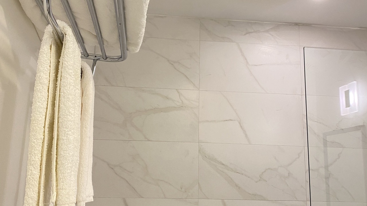 Photo of Bathroom in Venetian Road Settlement