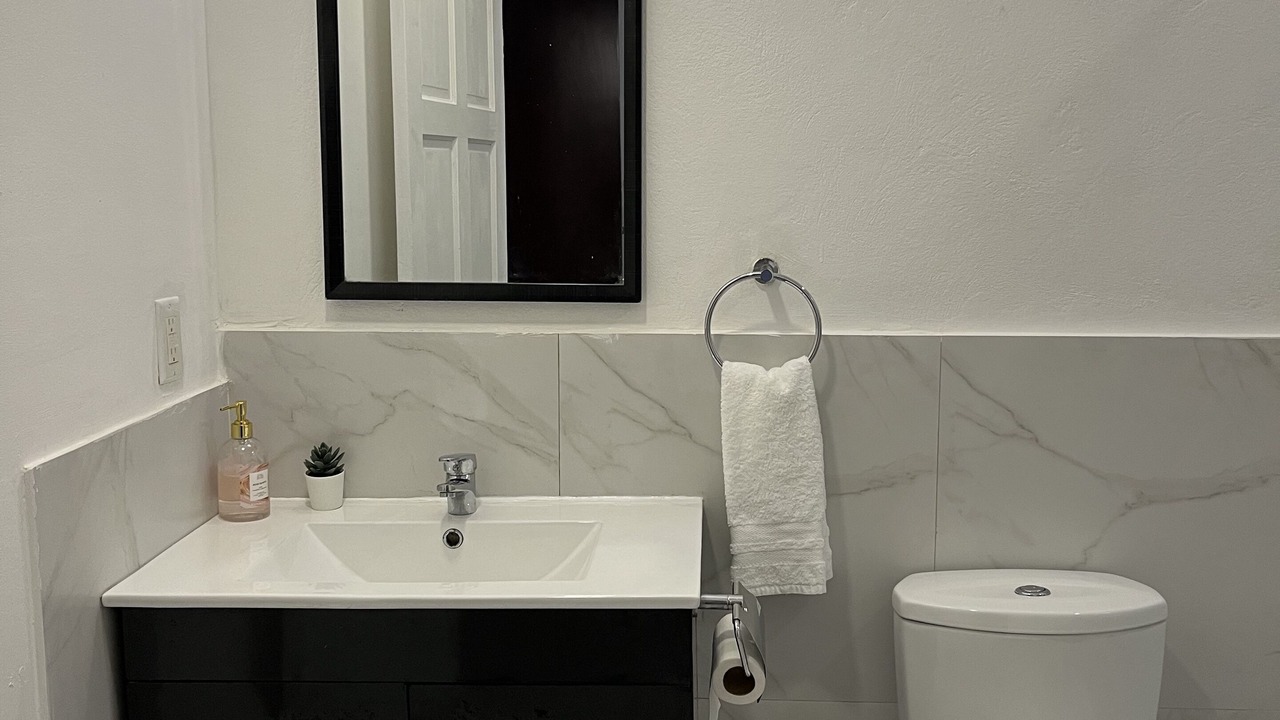 Photo of Bathroom in Venetian Road Settlement