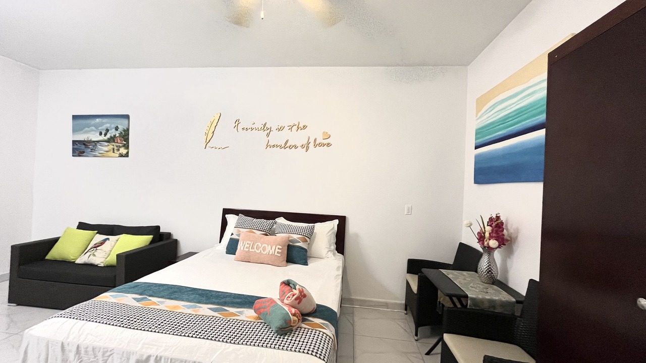 Photo of Bedroom in Venetian Road Settlement