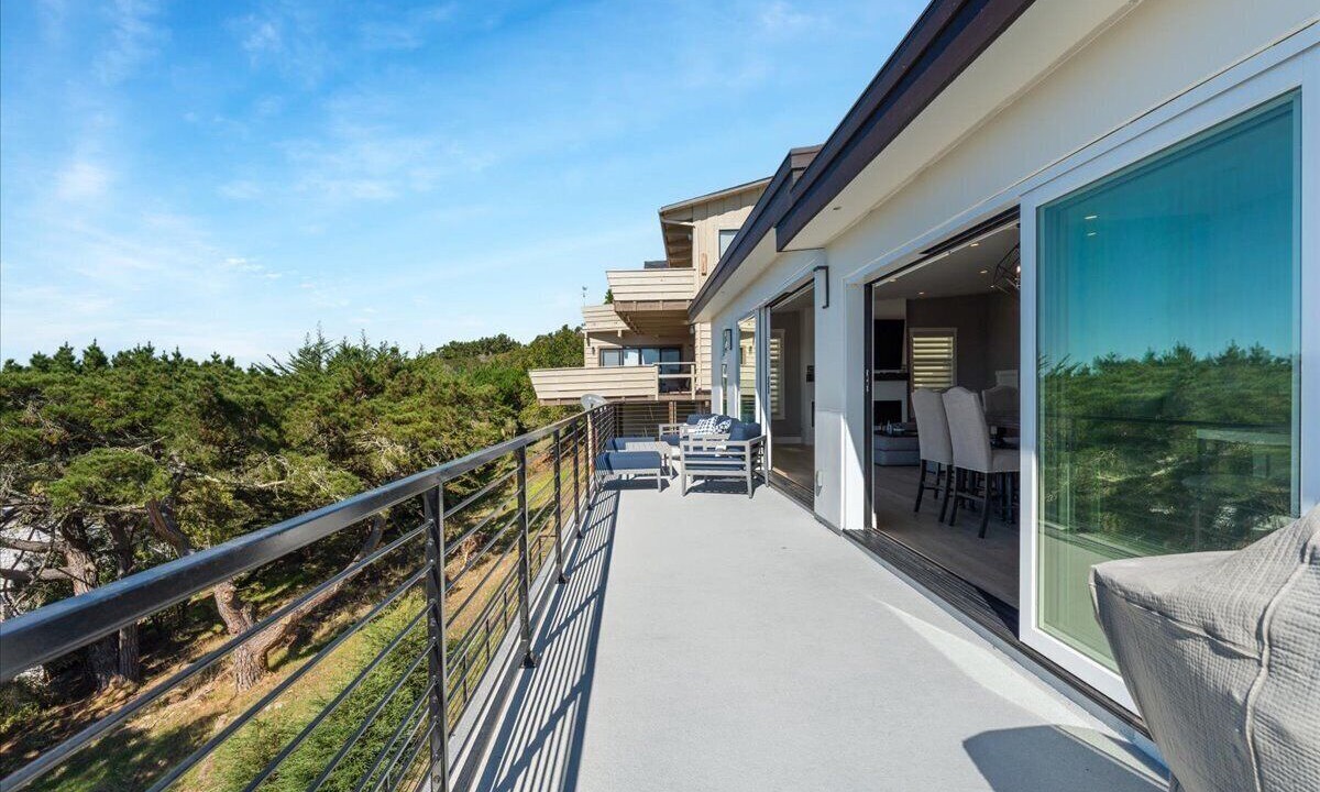 Photo of Patio Balcony in Rio del Mar
