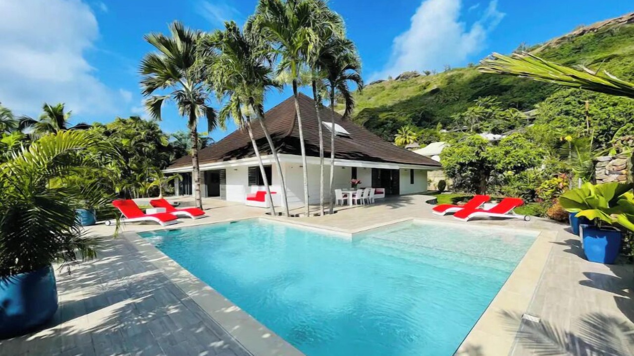 Photo of Outdoor in Point Matira