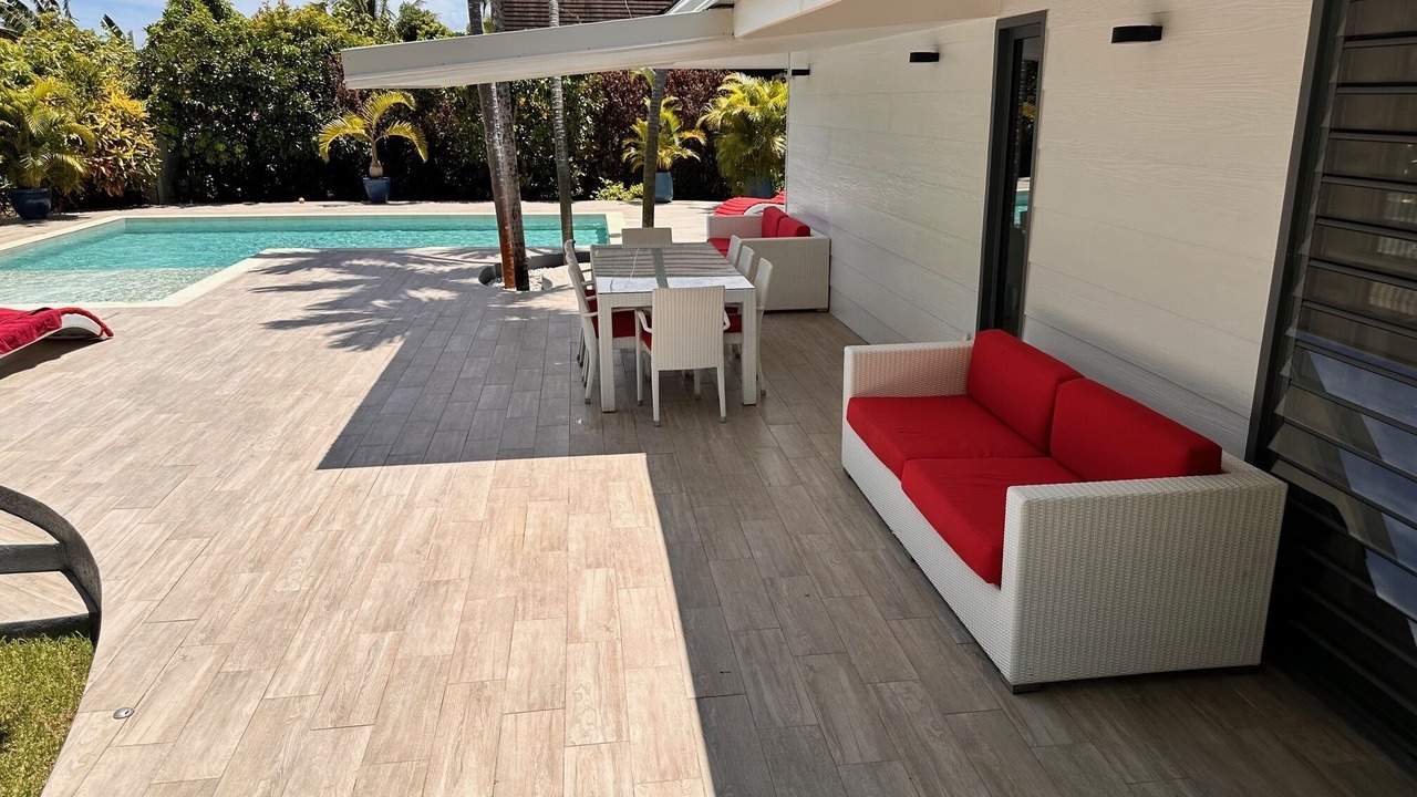 Photo of Outdoor in Point Matira