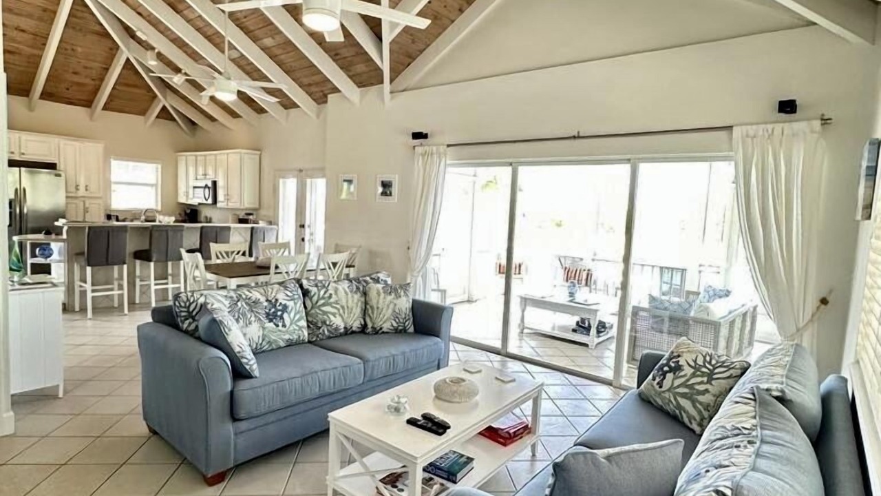 Photo of Livingroom in Providenciales