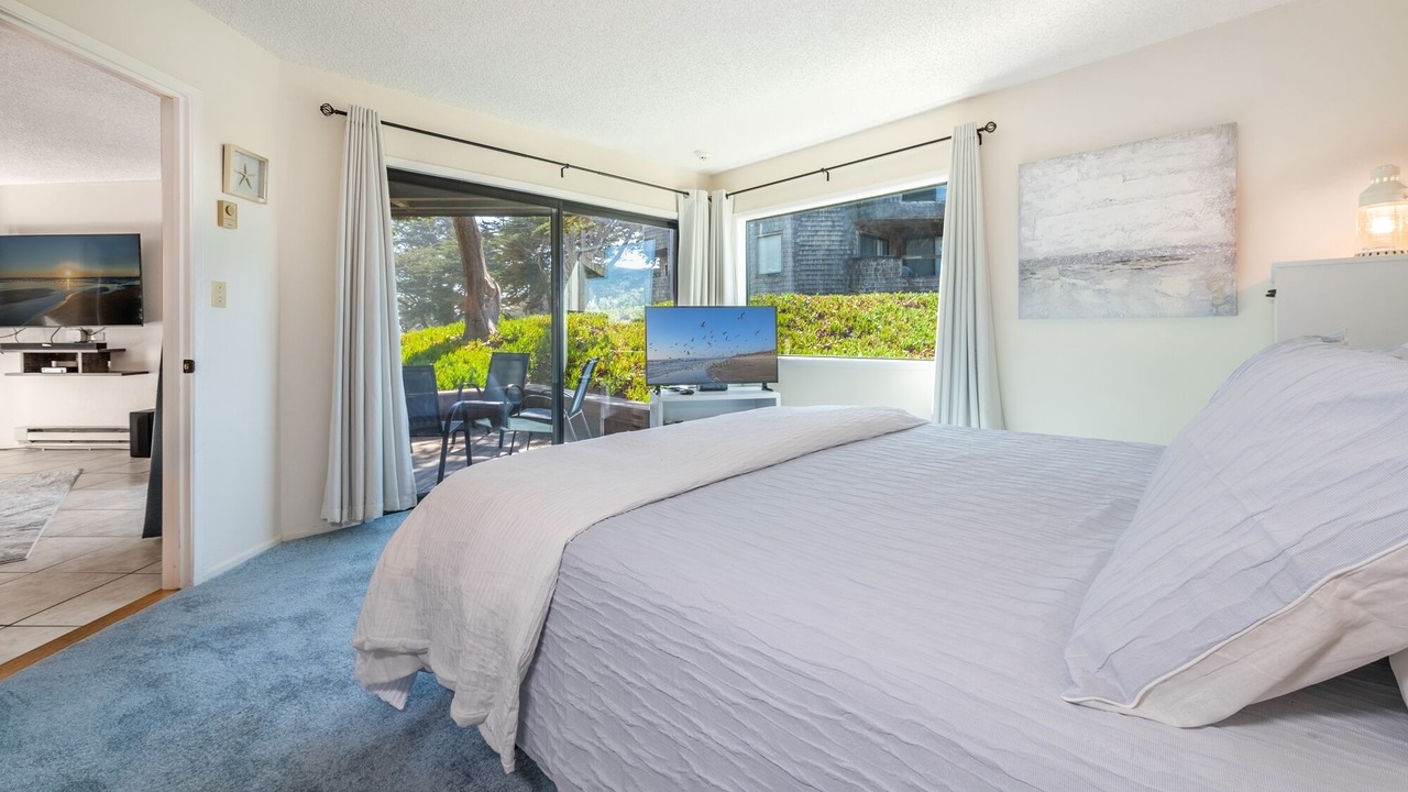Photo of Bedroom in Pajaro Dunes