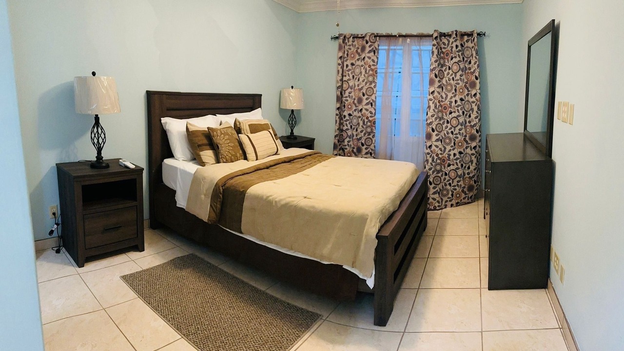 Photo of Bedroom in Long Bay Hills