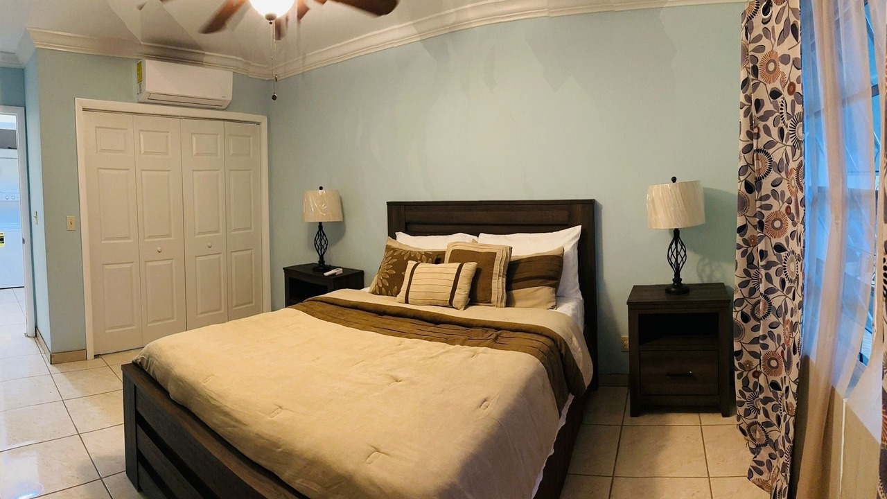 Photo of Bedroom in Long Bay Hills