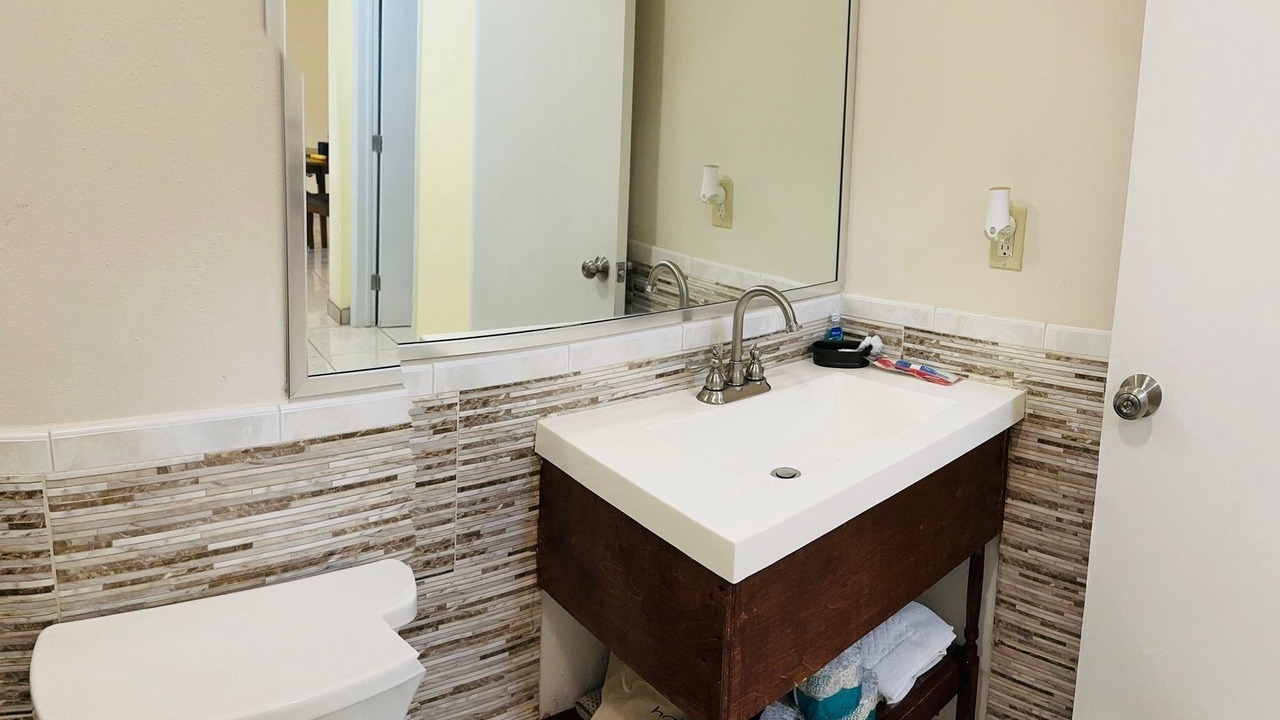 Photo of Bathroom in Long Bay Hills