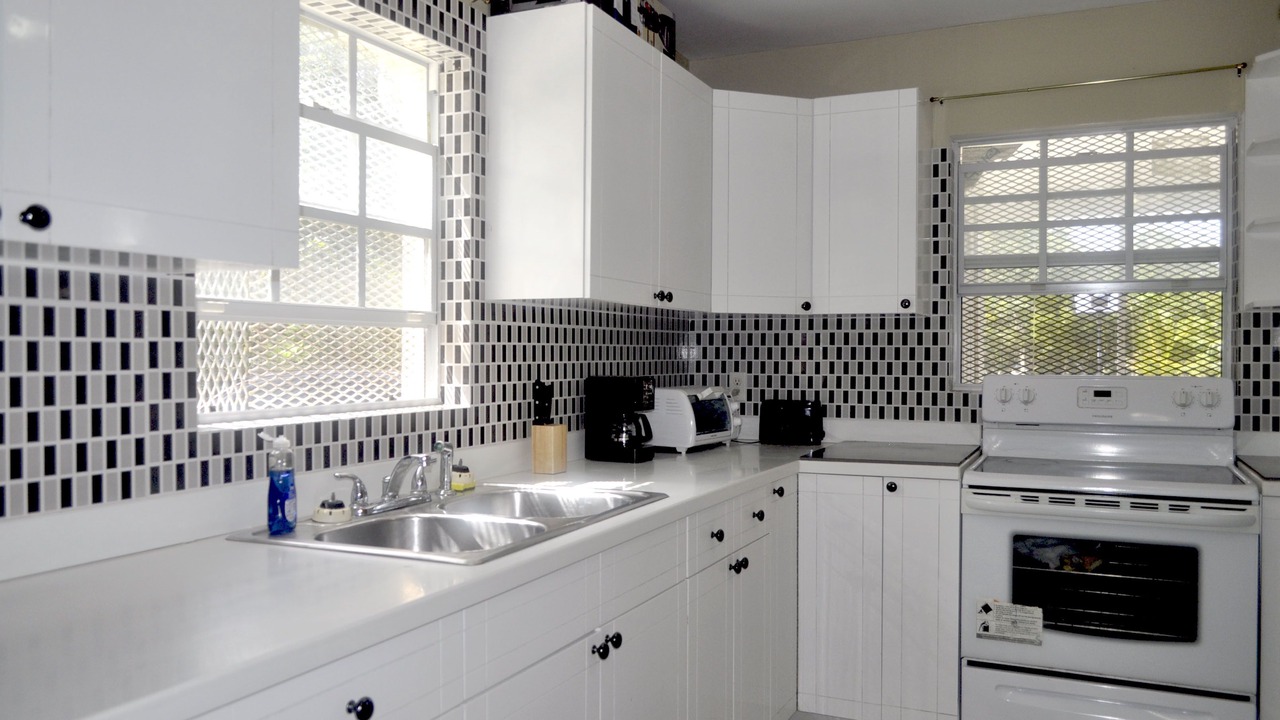 Photo of Kitchen in Leeward Settlement