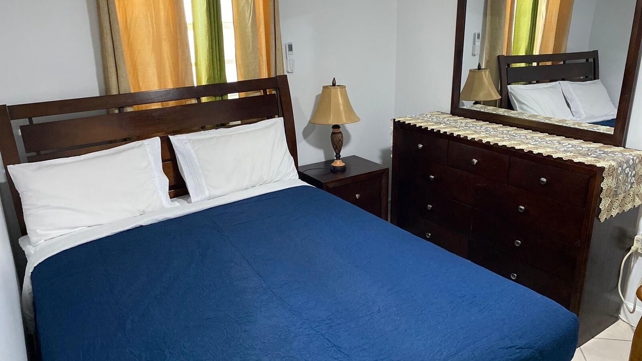 Photo of Bedroom in Leeward Settlement