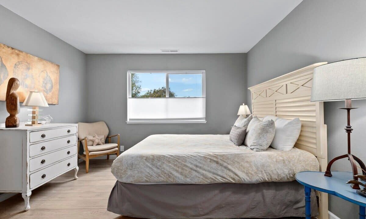 Photo of Bedroom in Westside Santa Cruz