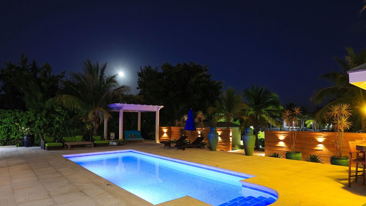 Photo of Outdoor in Leeward Settlement