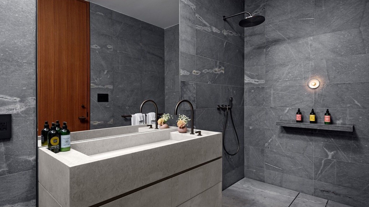 Photo of Bathroom in Long Bay Hills