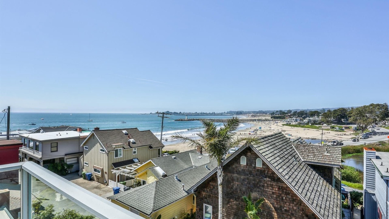 Photo of Outdoor in Eastside Santa Cruz