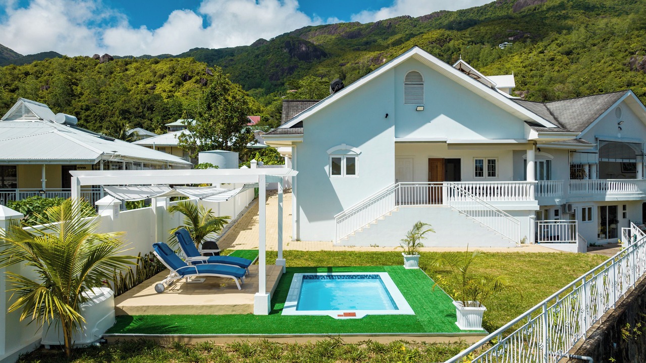 Photo of Others in Beau Vallon