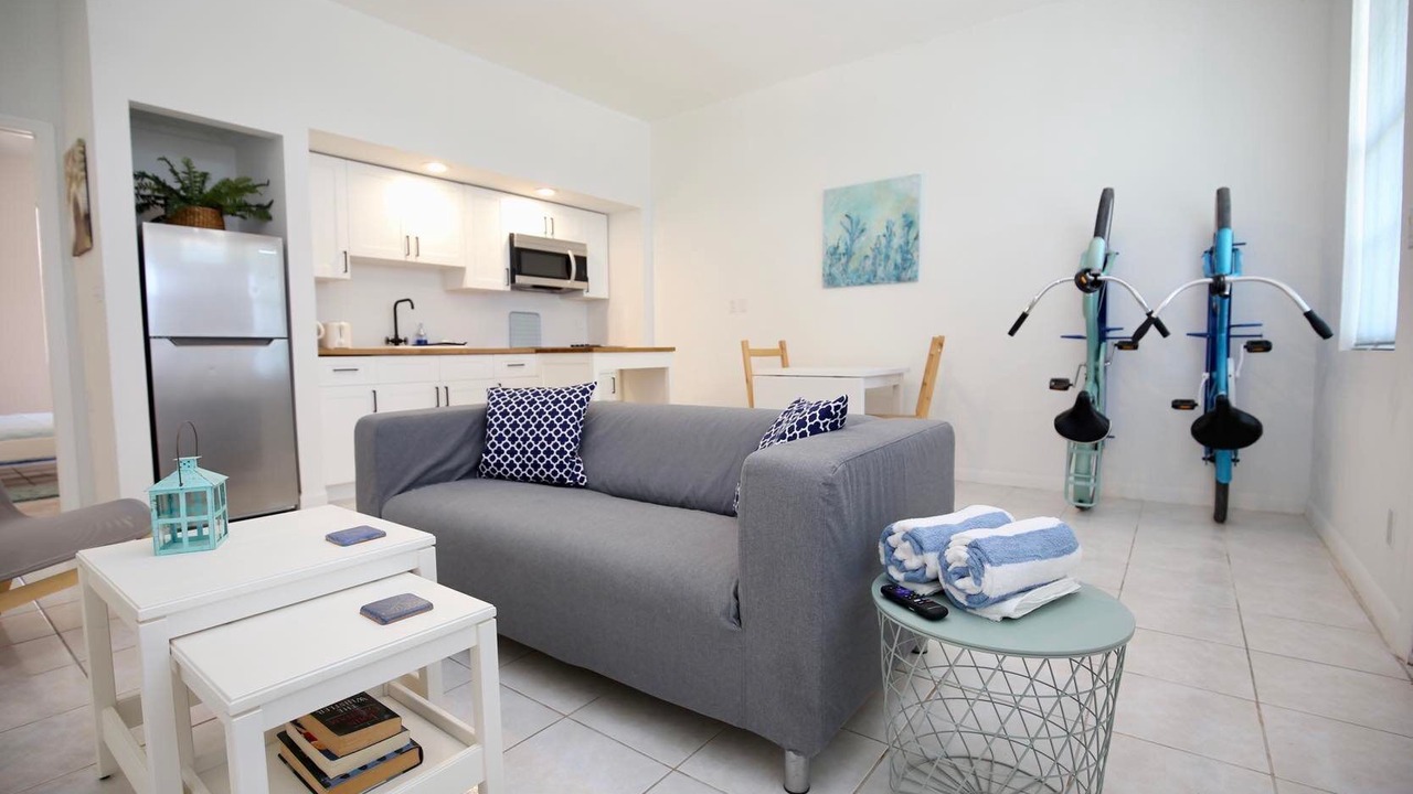 Photo of Livingroom in Cockburn Town