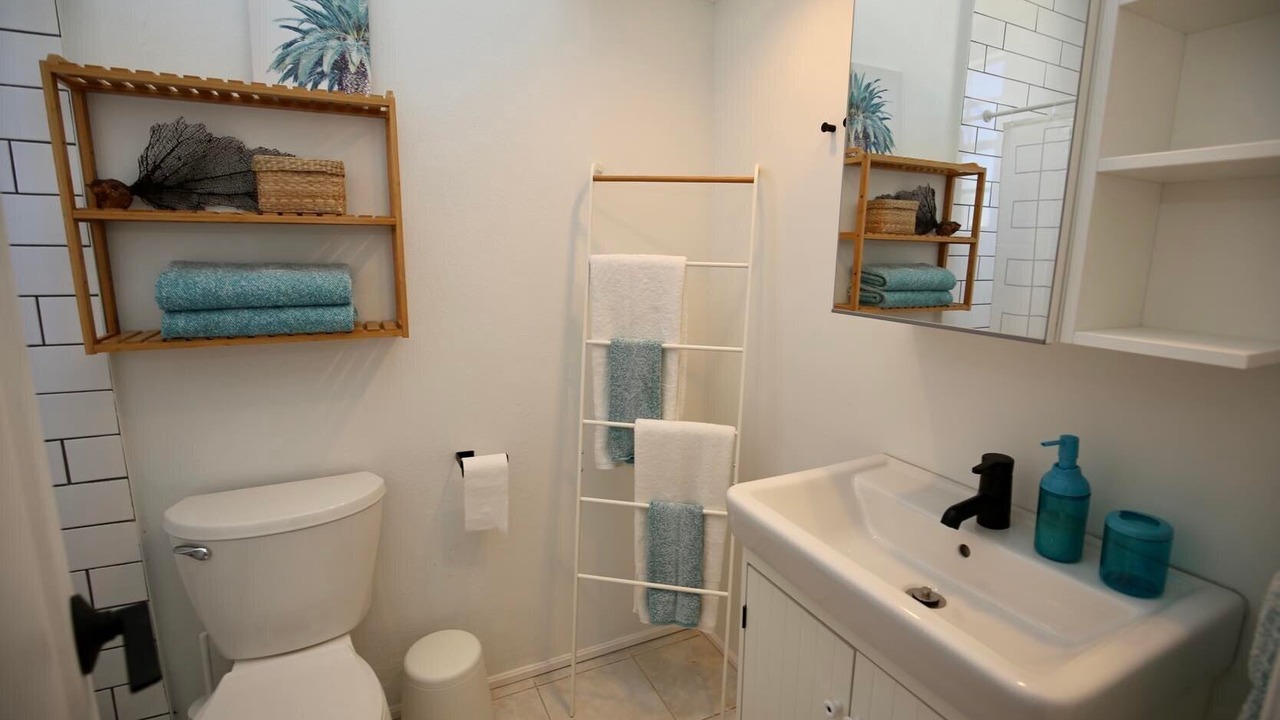 Photo of Bathroom in Cockburn Town