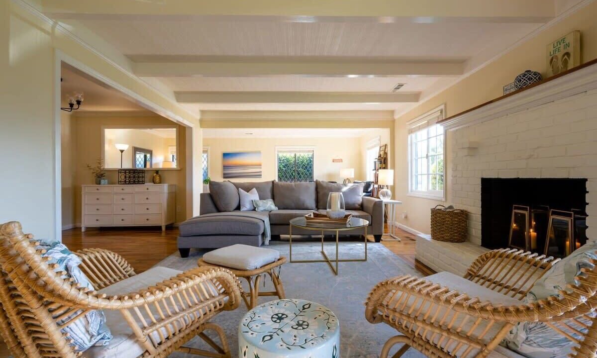 Photo of Livingroom in Opal Cliffs