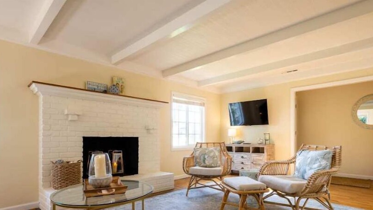 Photo of Livingroom in Opal Cliffs