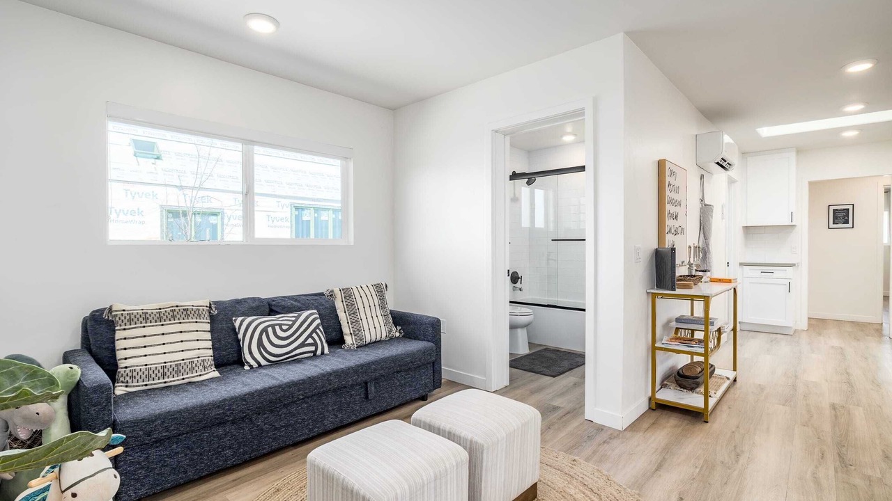 Photo of Livingroom in Eastside Santa Cruz