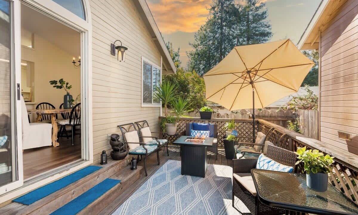 Photo of Outdoor in Eastside Santa Cruz