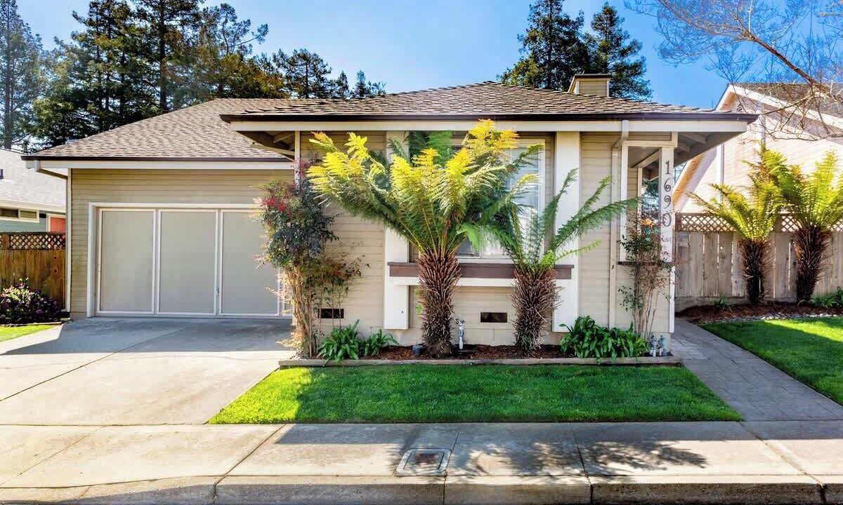 Photo of Outdoor in Eastside Santa Cruz