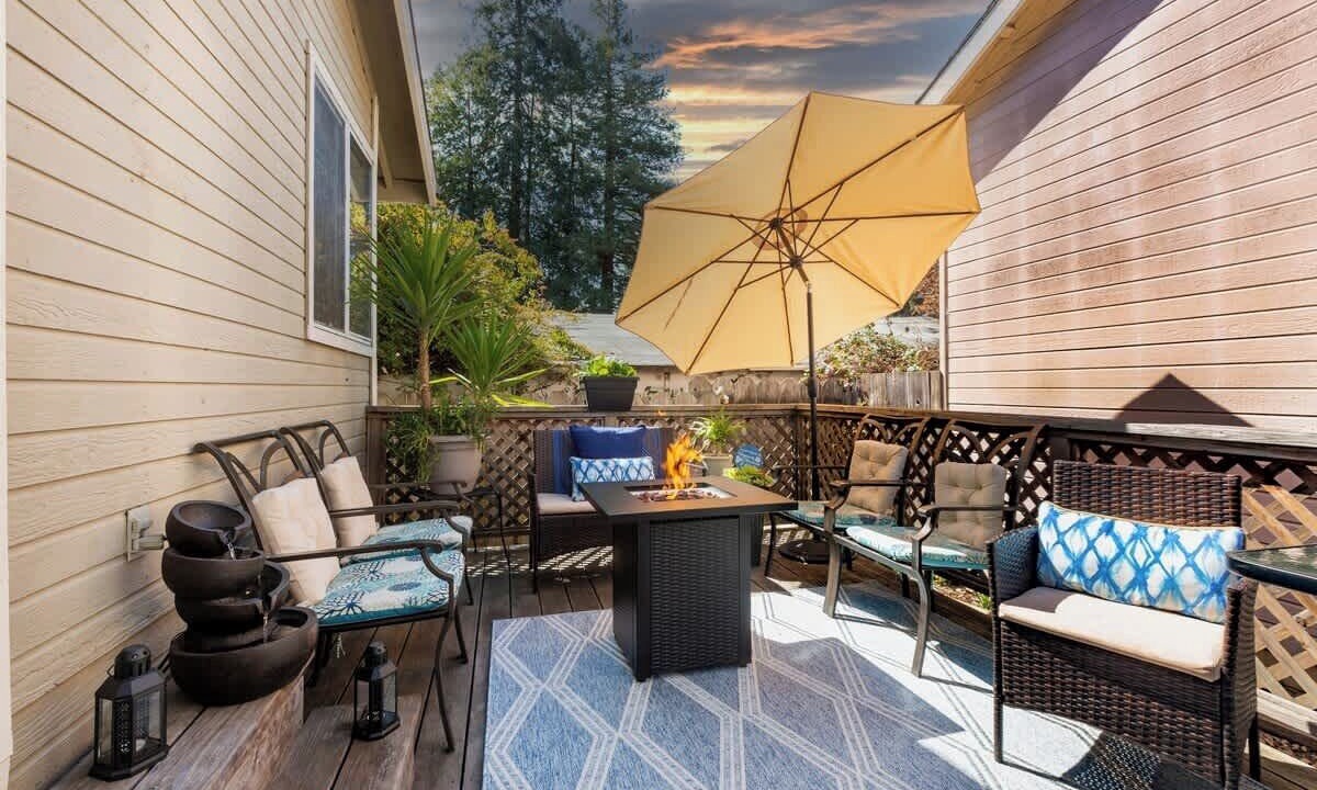 Photo of Patio Balcony in Eastside Santa Cruz