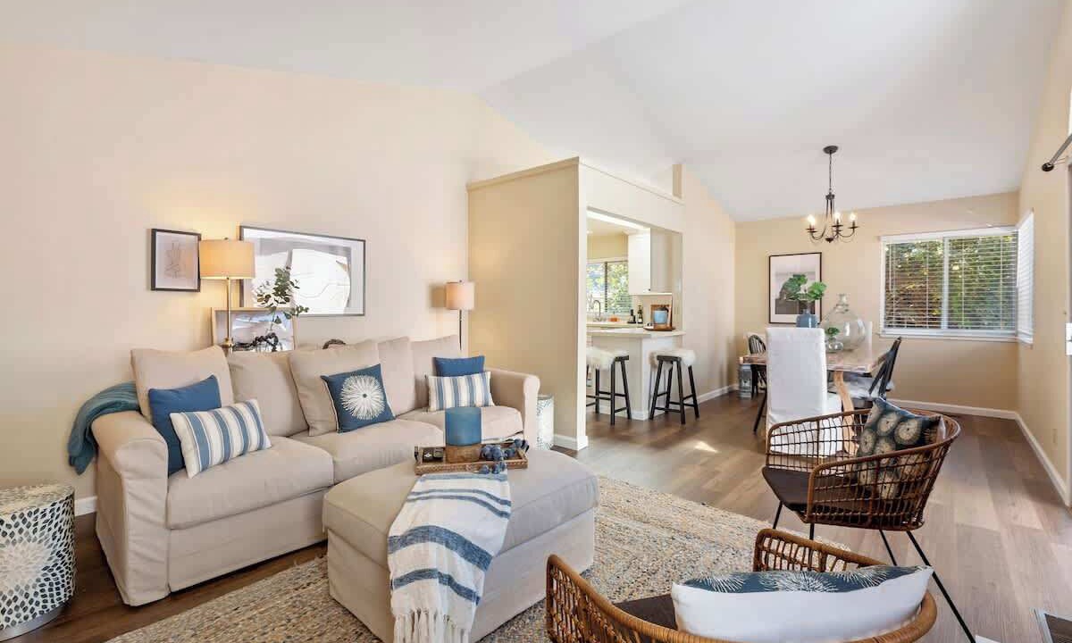 Photo of Livingroom in Eastside Santa Cruz