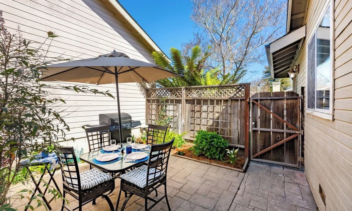 Photo of Outdoor in Eastside Santa Cruz