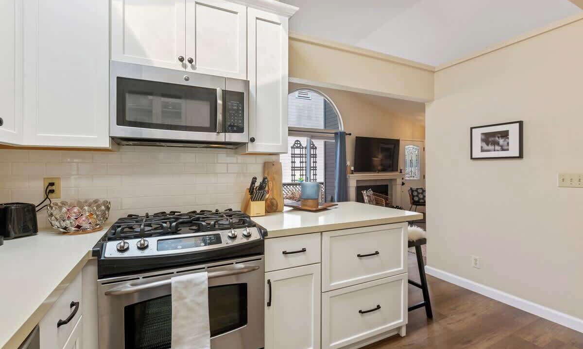 Photo of Kitchen in Eastside Santa Cruz