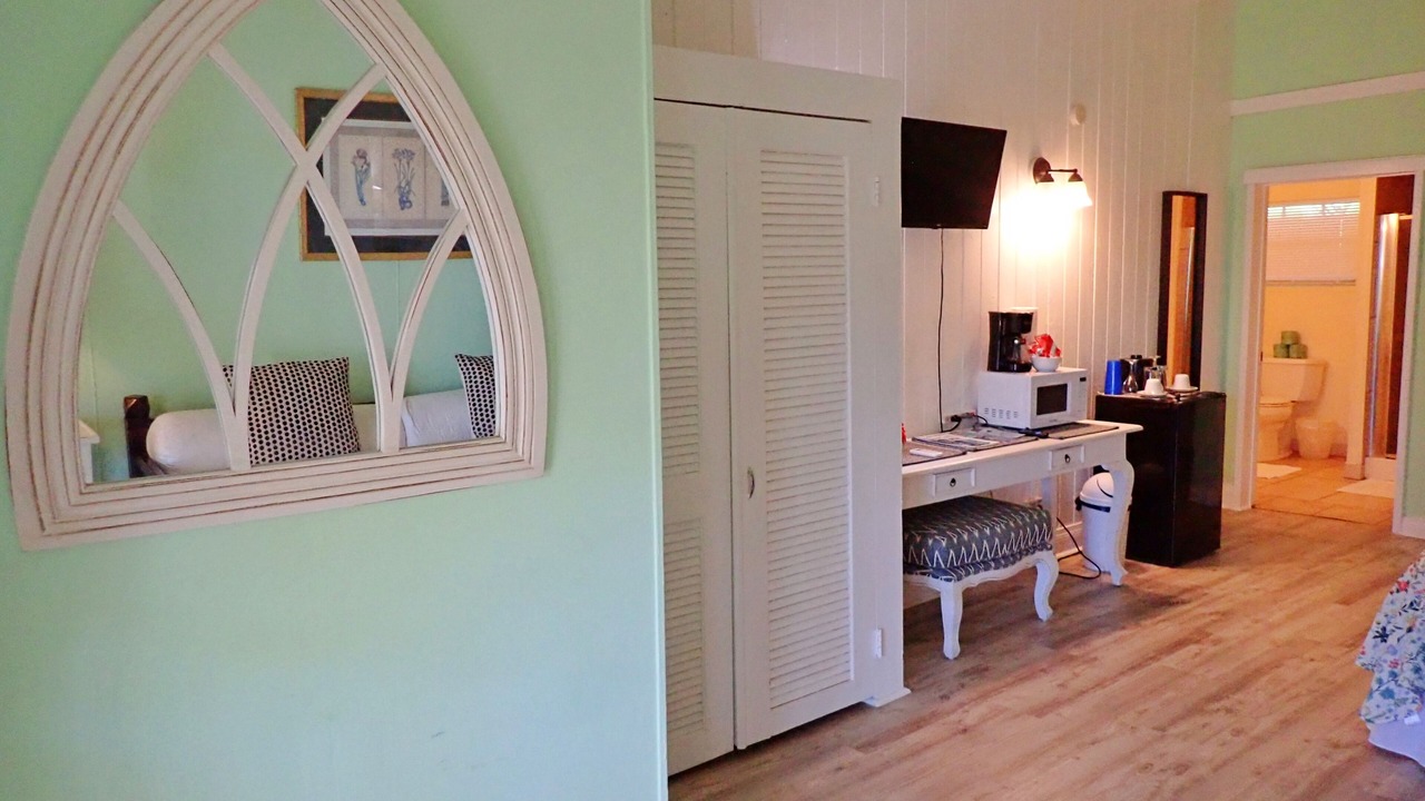 Photo of Bedroom in Cockburn Town