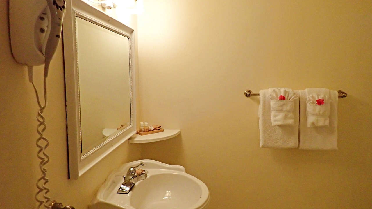 Photo of Bathroom in Cockburn Town