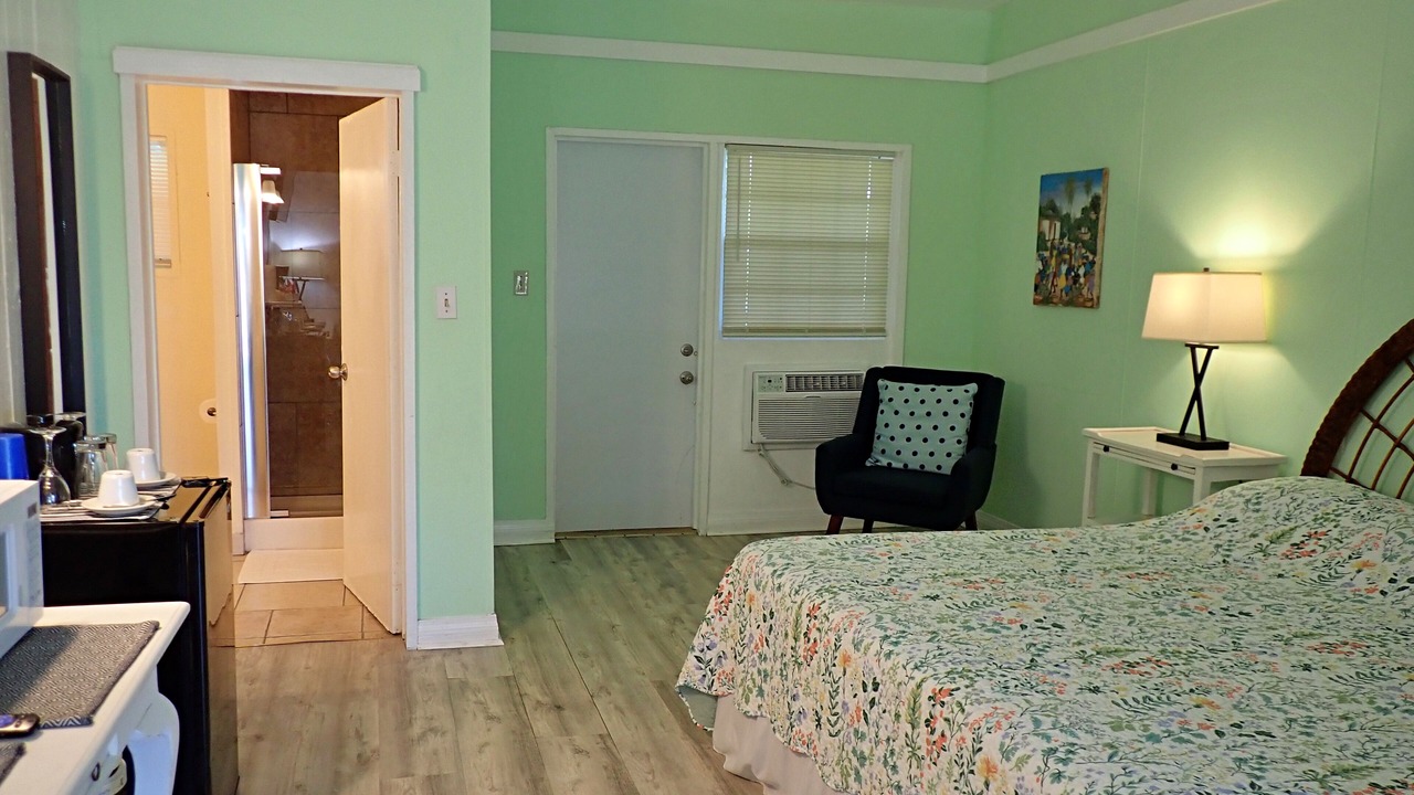 Photo of Bedroom in Cockburn Town