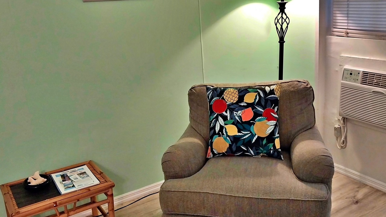 Photo of Livingroom in Cockburn Town
