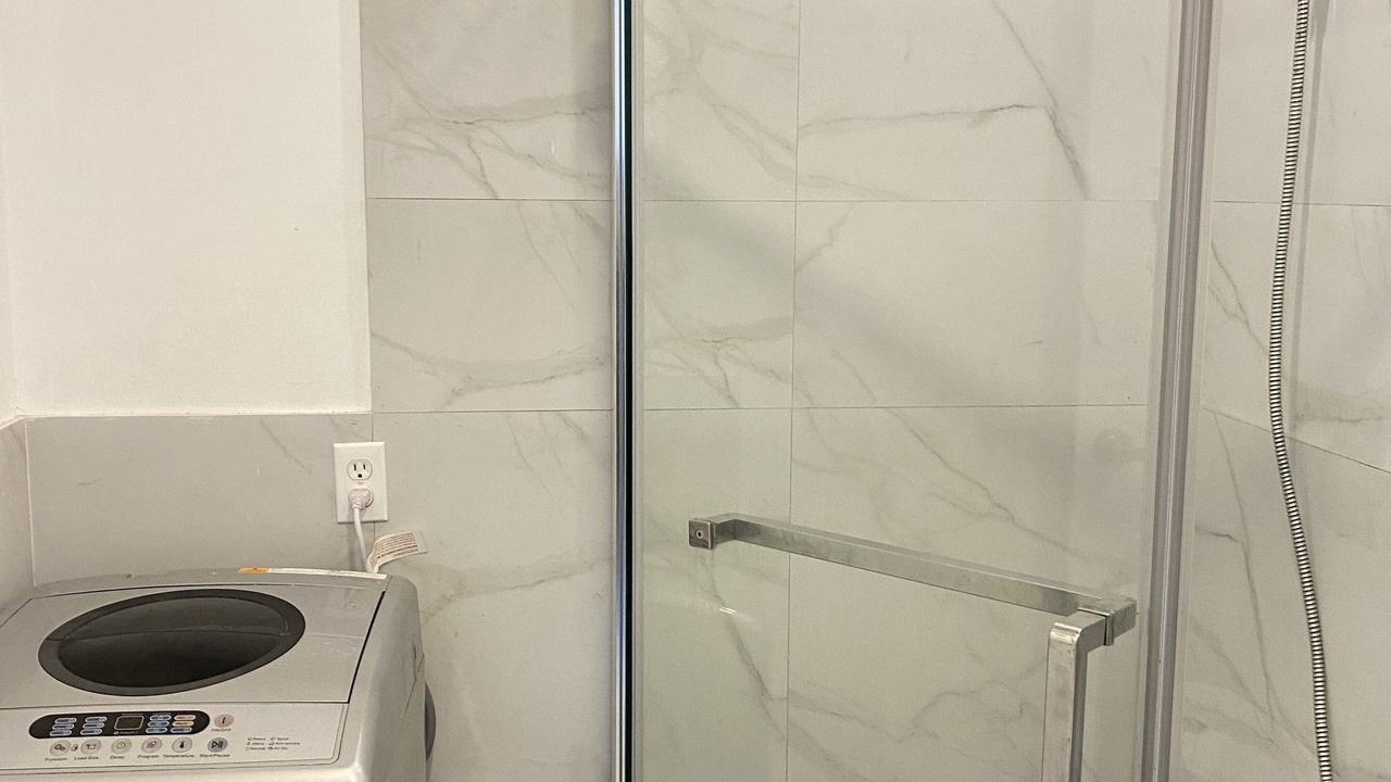 Photo of Bathroom in Venetian Road Settlement