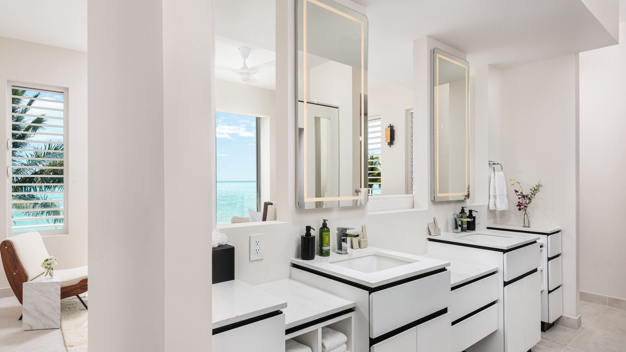 Photo of Bathroom in Long Bay