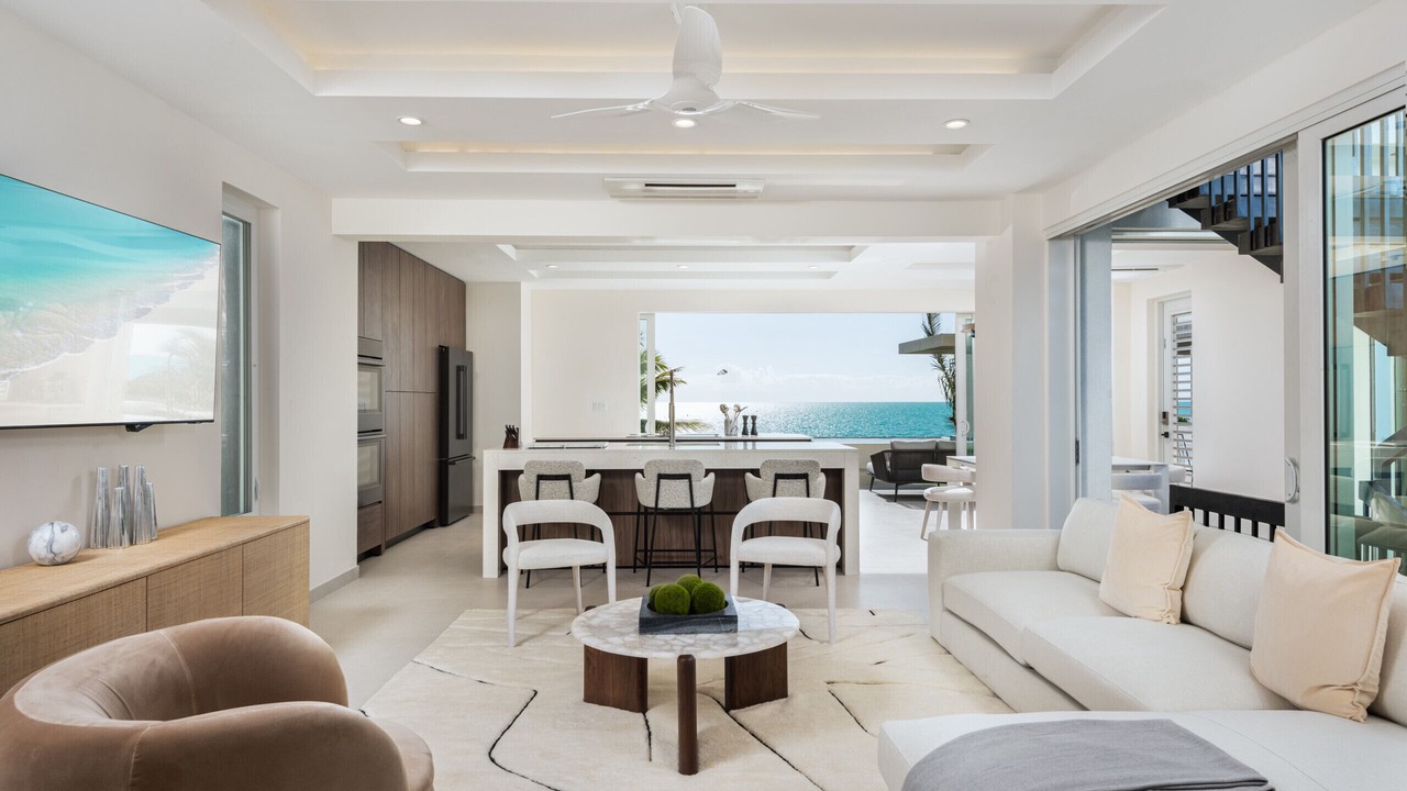 Photo of Livingroom in Long Bay
