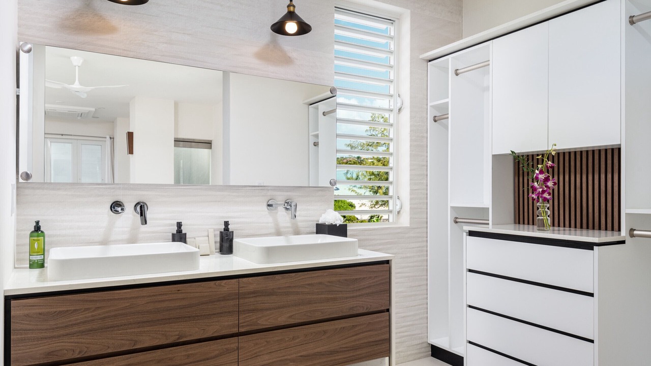 Photo of Bathroom in Long Bay