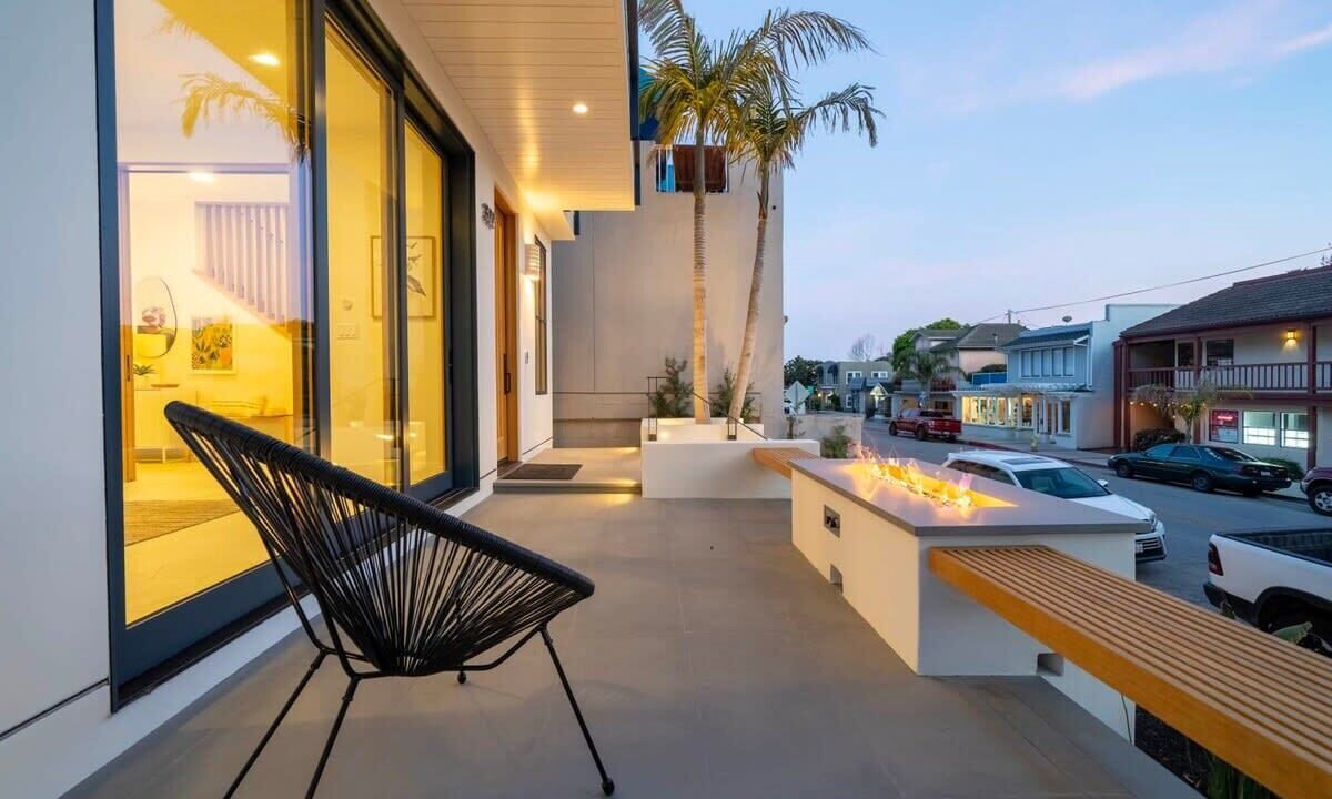 Photo of Livingroom in Capitola