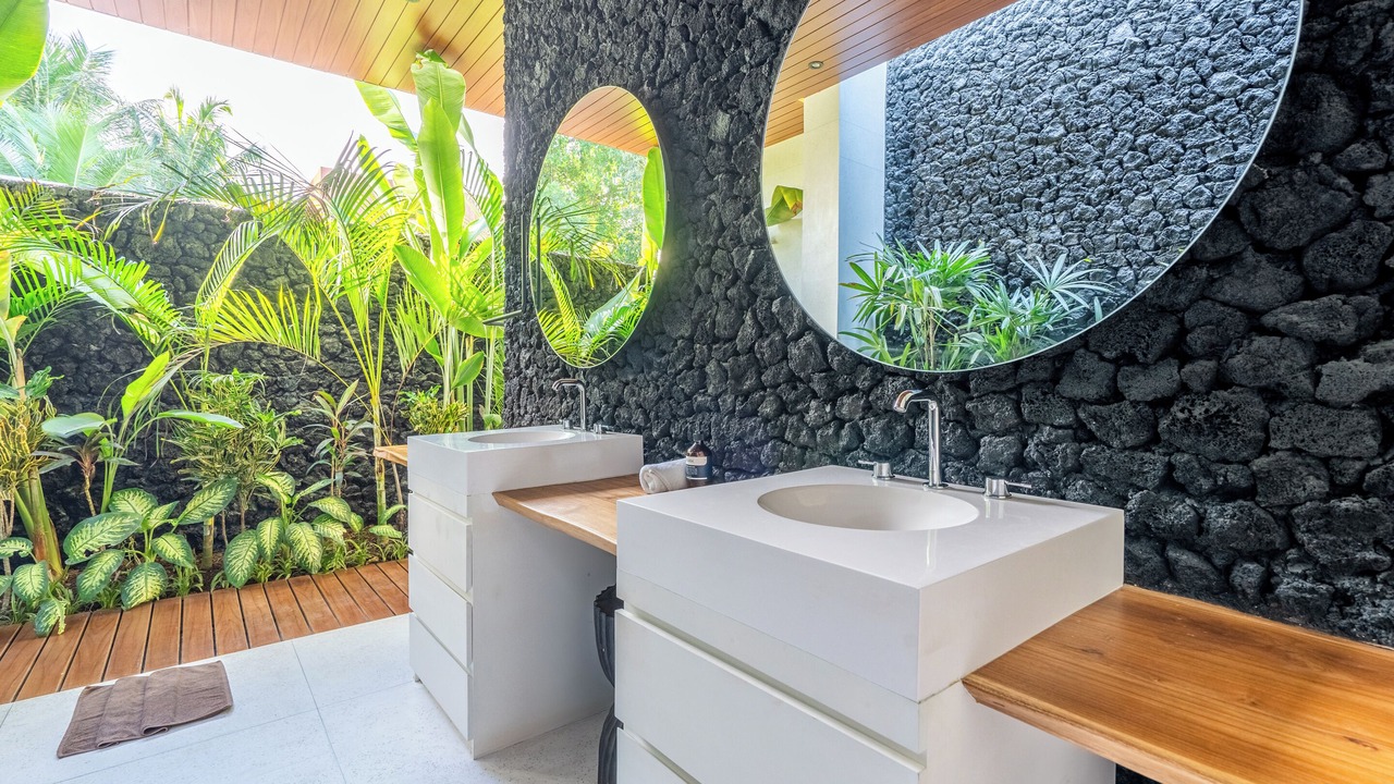 Photo of Bathroom in Sayan