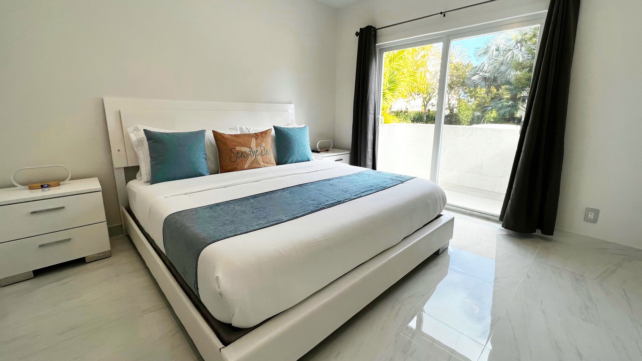 Photo of Bedroom in Leeward Settlement